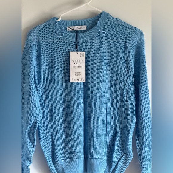 Zara Tops - Zara Blue knit top
